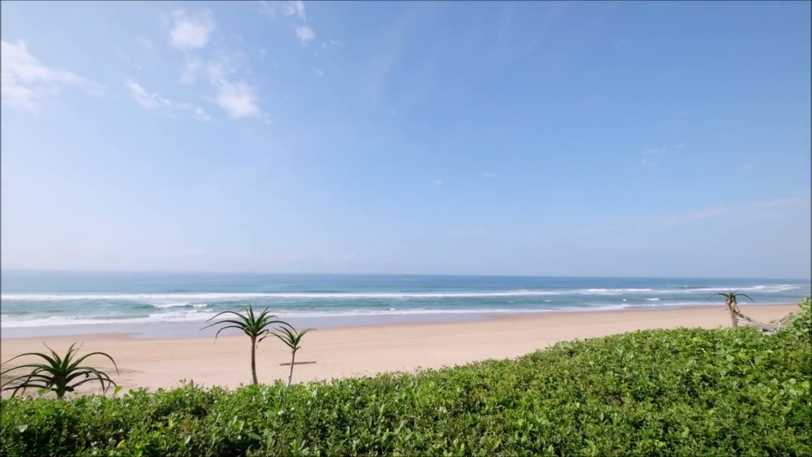 The beach at Cabana Mio